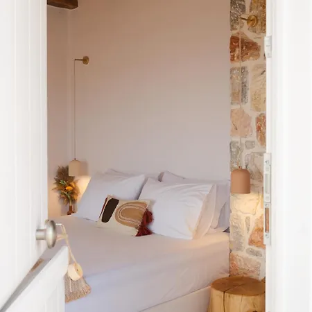 Restia Apartment